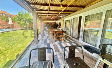 SE ARRIENDA HERMOSA CASA EN TIERRAS LINDAS