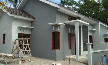 DIJUAL RUMAH DI SLEMAN !!! HARGA BERSAHABT LINGKUNGAN ASRI !!!