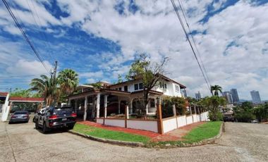 Se Alquila Casa de Esquina en el Dorado $2500