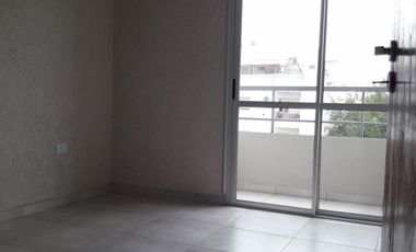 DEPARTAMENTO DE 2 AMBIENTES VENTA EN POZO