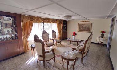 casa en venta en ciudad jardín. Cod V102312