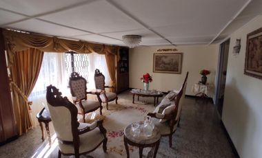 casa en venta en ciudad jardín. Cod V102312