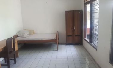 Rumah strategis ditengah kota, punggawan, banjarsari, surakarta
