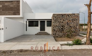 Casa en Venta en Santa María, Colima, Colima