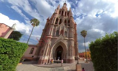 TERRENO EN VENTA EN SAN MIGUEL DE ALLENDE DENTRO DE DESARROLLO VINÍCOLA Y ECUESTRE  A PRECIO DE PREVENTA