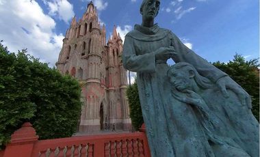 TERRENO EN VENTA EN SAN MIGUEL DE ALLENDE DENTRO DE DESARROLLO VINÍCOLA Y ECUESTRE  A PRECIO DE PREVENTA