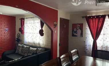 Casa en venta de 2 dorm. en La Higuera