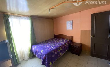 Casa en venta de 2 dorm. en La Higuera
