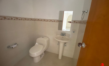 casa-local en arriendo en estadio. Cod A4544