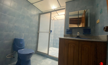 casa-local en arriendo en estadio. Cod A4544