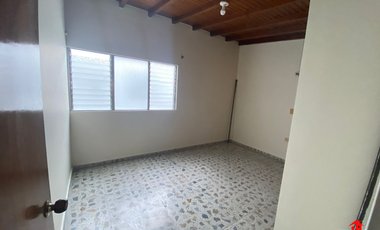 casa-local en arriendo en estadio. Cod A4544
