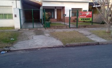 Chalet en venta en Temperley Este