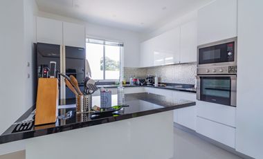 3 Bedroom Villa for sale at Falcon Hill Luxury Pool Villas