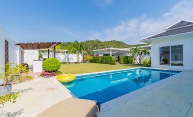 3 Bedroom Villa for sale at Falcon Hill Luxury Pool Villas