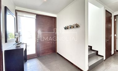 Casa en venta de 6 dorm. en Colina