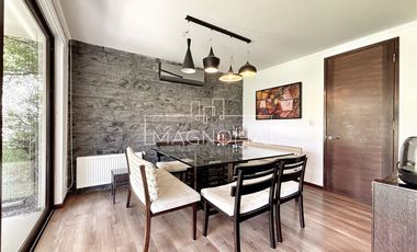 Casa en venta de 6 dorm. en Colina