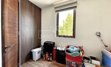Casa en venta de 6 dorm. en Colina