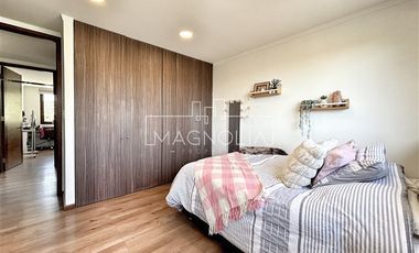 Casa en venta de 6 dorm. en Colina