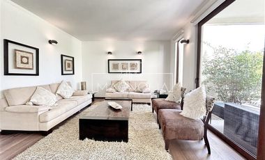 Casa en venta de 6 dorm. en Colina