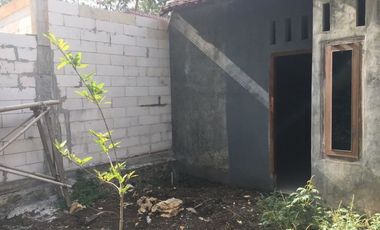 Rumah minimalis asri dekat kampus UNY Wates