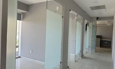 Venta Local Comercial  Equipado  WTC Querétaro