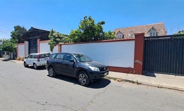 Casa en venta de 3 dorm. en Recoleta, Metro Einstein