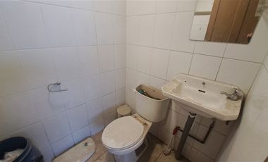 Casa en venta de 3 dorm. en Recoleta, Metro Einstein
