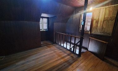 Casa en venta de 3 dorm. en Recoleta, Metro Einstein