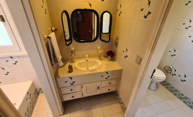 Venta - Chalet seis ambientes con piscina - Quintana 1043 - Los Troncos