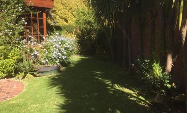 Venta - Chalet seis ambientes con piscina - Quintana 1043 - Los Troncos