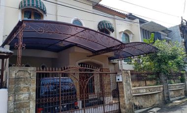 Rumah Clasic Mewah Kebayoran Baru Jakarta Selatan