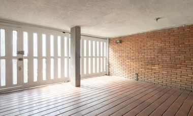 casa en arriendo/venta en niza norte. Cod A27627