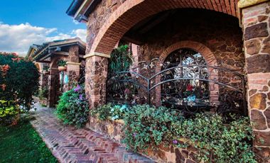 VENTA de CASAS en MESA DE LOS SANTOS