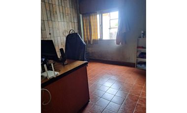 Casa PH Excelente ubicación Chilavert Oportunidad