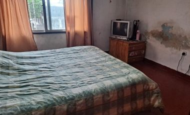 Casa PH Excelente ubicación Chilavert Oportunidad