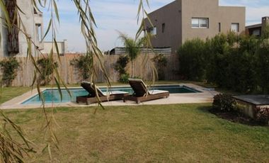 Excelente e inmejorable casa de 5 ambientes- NORDELTA