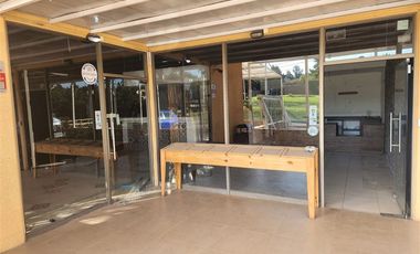 Local Comercial en Arriendo en Local 2, Paseo Nogales