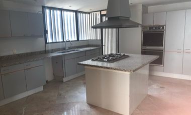 Departamento en Torre Manhattan en Lomas de Tecamachalco, Naucalpan, Edomex