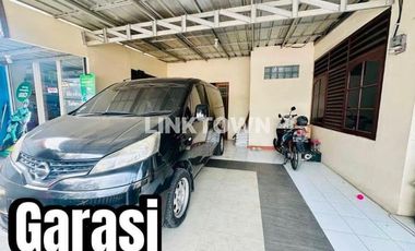 Dijual Rumah Bagus dengan 4 Kamar di Depok