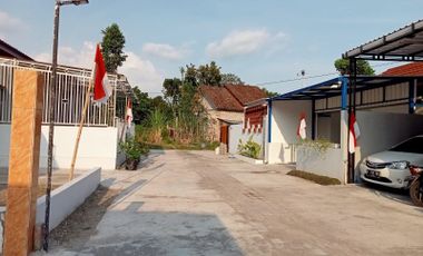 Rumah Tipe Studio Murah Jalan Lebar Dekat Pabrik SGM Kemudo