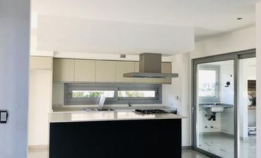 CASA en VENTA en Barrio Privado Los Naranjos - Canning