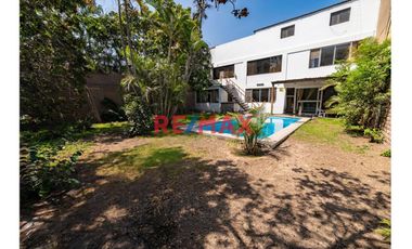 Excelente Ubicacion ! Casa En Jr Jacaranda - Valle Hermoso Surco