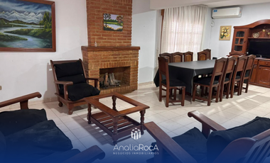 Alquiler Temporario Casa Amplia para 12/13 personas Villa Carlos Paz