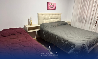 Alquiler Temporario Casa Amplia para 12/13 personas Villa Carlos Paz