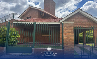 Alquiler Temporario Casa Amplia para 12/13 personas Villa Carlos Paz
