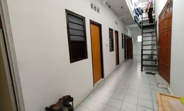 Dijual cepat Kos murah + rumah induk Lokasi di utara terminal condong catur Prospek Investasi Tepat