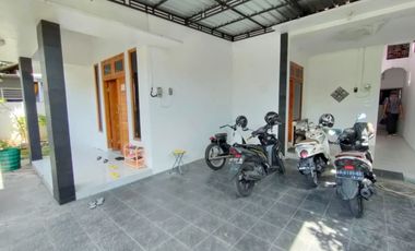 Dijual cepat Kos murah + rumah induk Lokasi di utara terminal condong catur Prospek Investasi Tepat