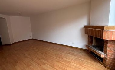 apartamento en arriendo en chico norte. Cod A52001