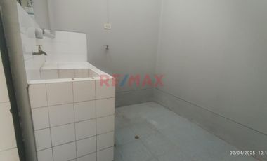 Departamento En Venta – Primer Piso Frente A Parque En Surco