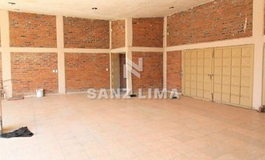 CAMINO A SAN JOSE: INTERESANTE SALÓN DE FIESTAS, CASA Y AMPLIO JARDIN.